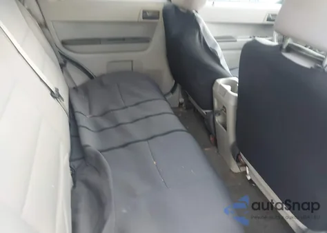 2012 Ford Escape Hybrid z USA, uszkodzony, nr VIN 1FMCU5K36CKB21691